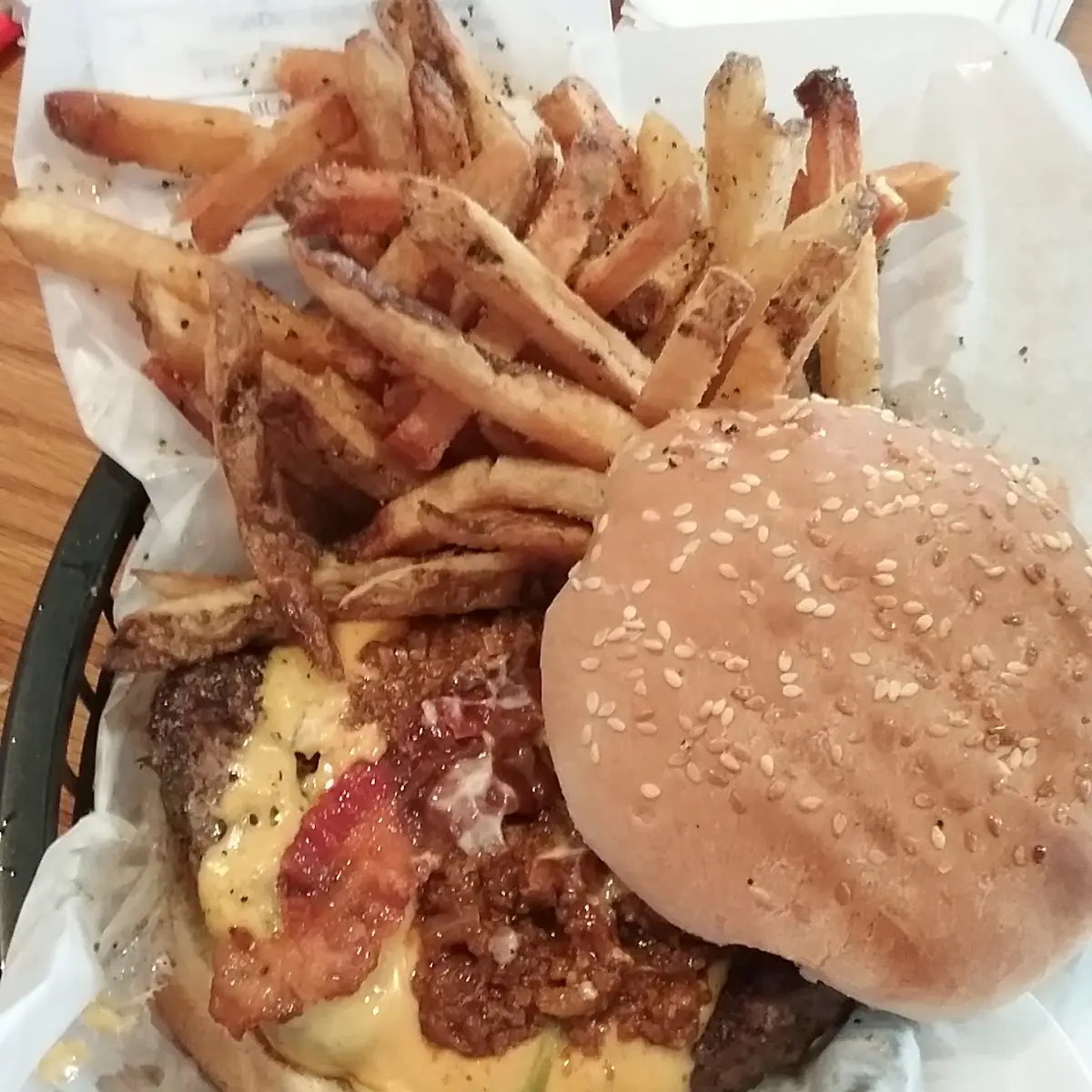 Chili Bacon Cheeseburger
