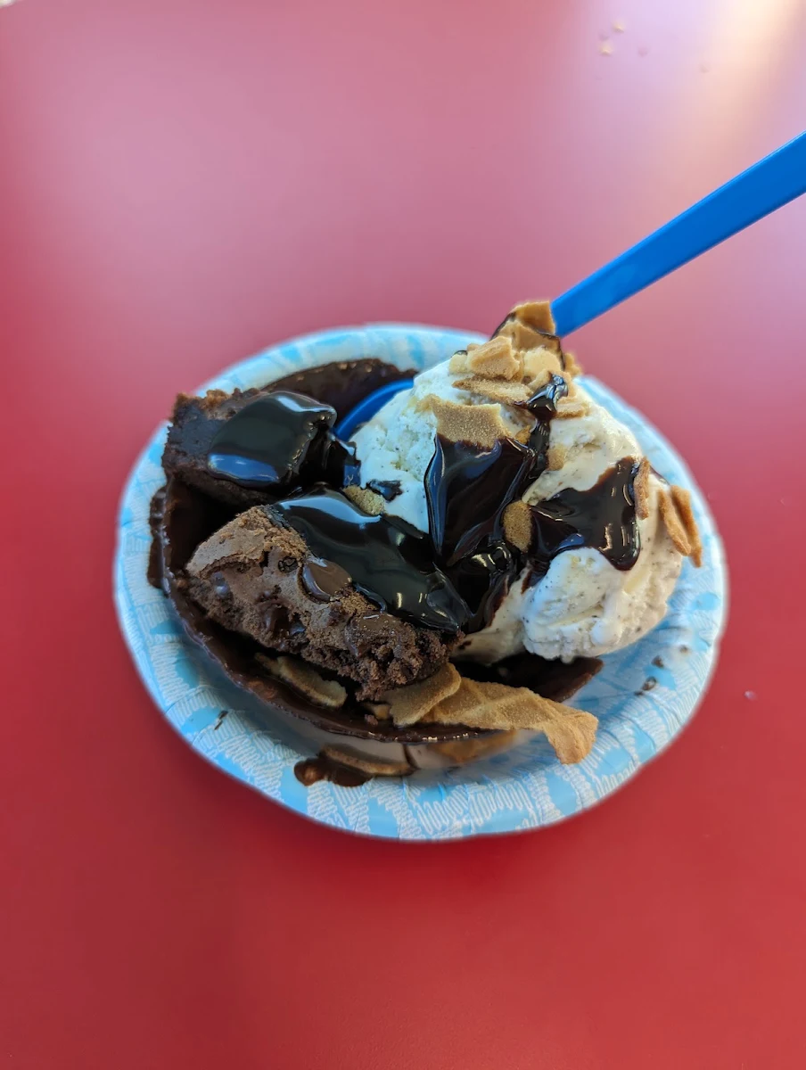 Brownie Sundae