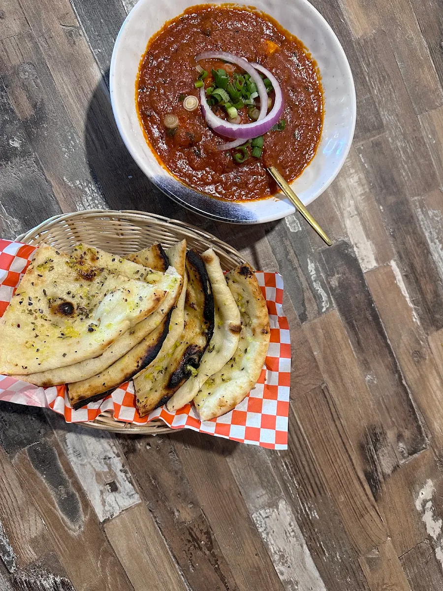 Chili Garlic Masala Naan