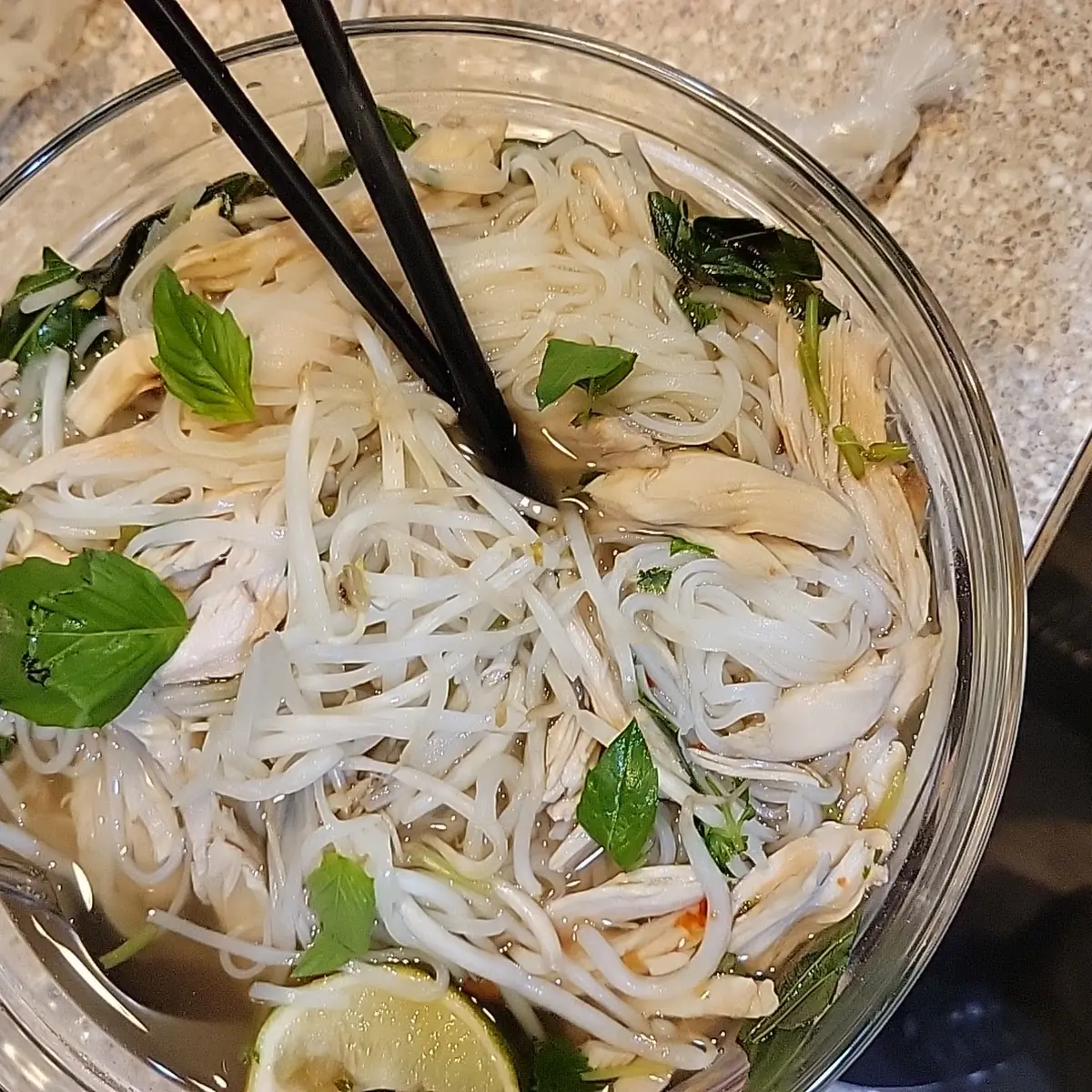 Chicken Breast Soup with Rice Noodle