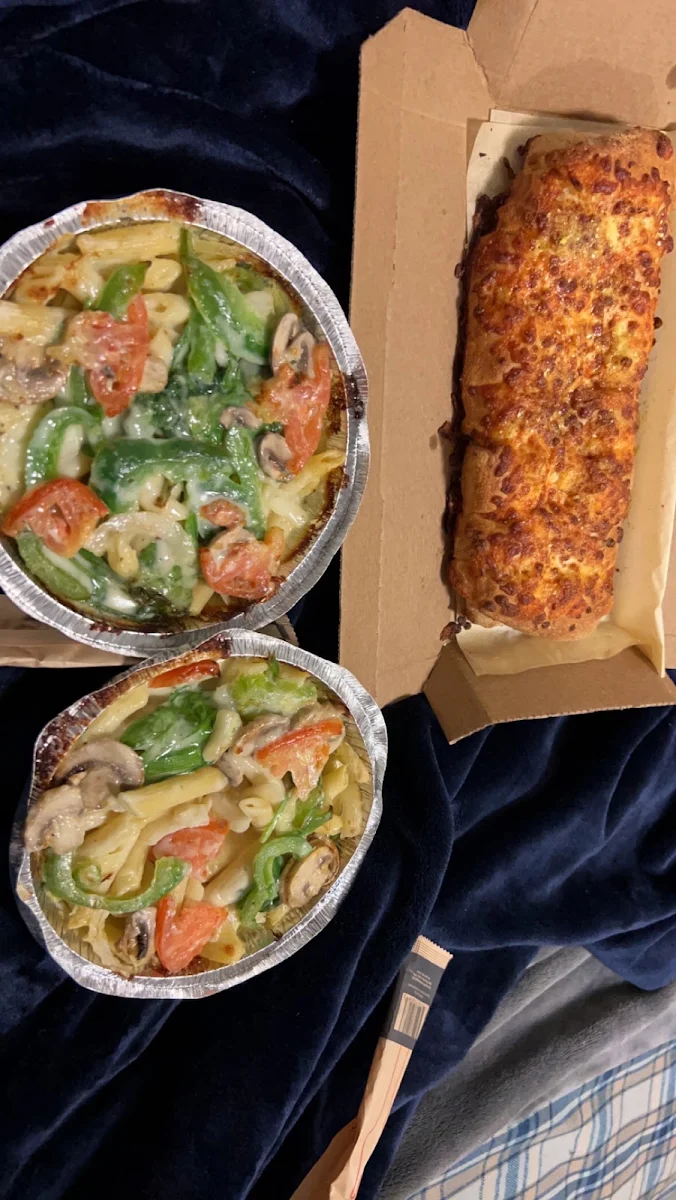 Veggie Pasta and Cheese Bread, Domino's Pizza