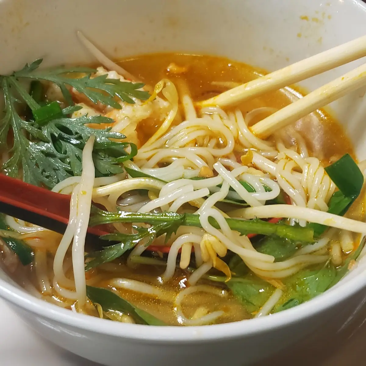 Spicy Hue Noodles