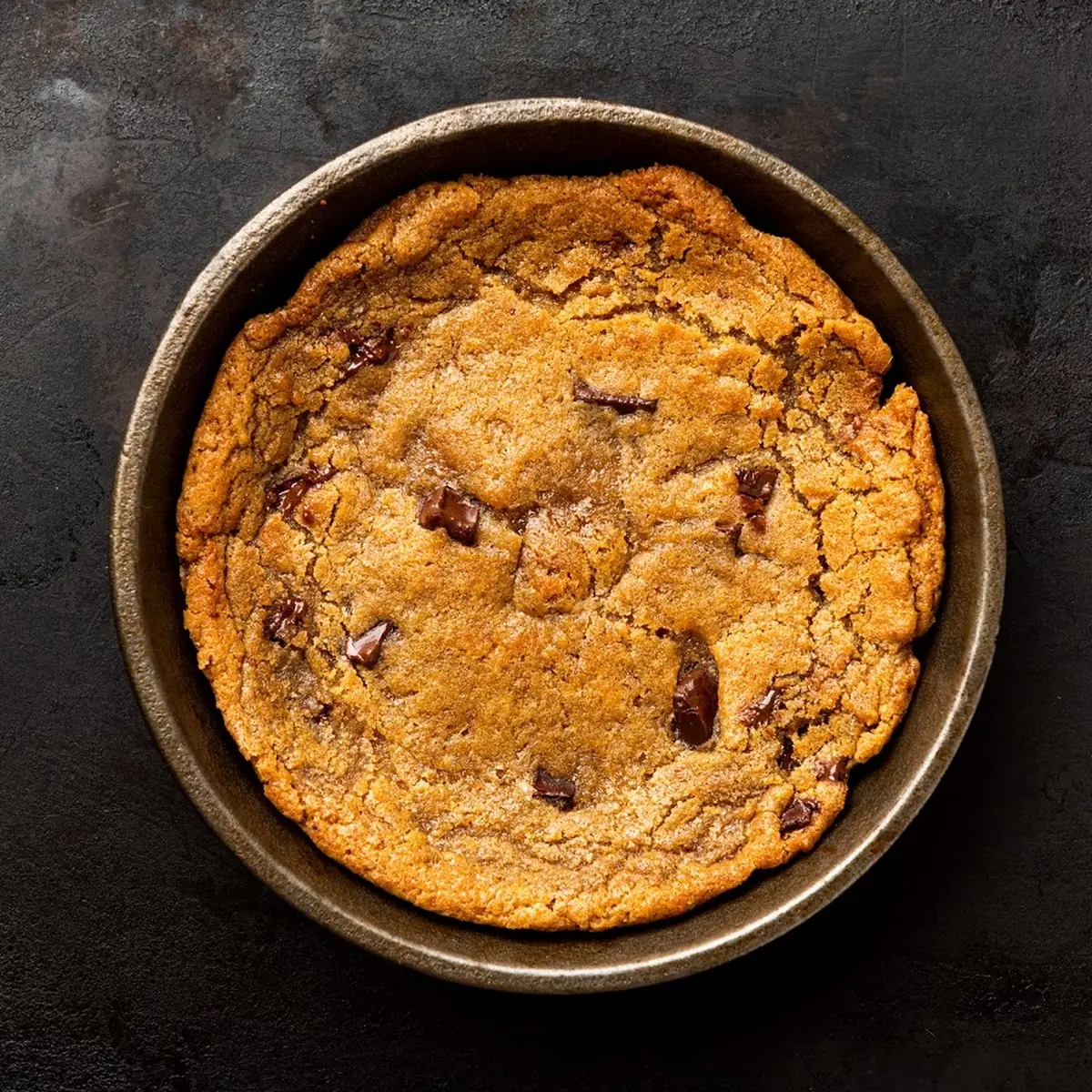 Skillet Chocolate Chip Cookie