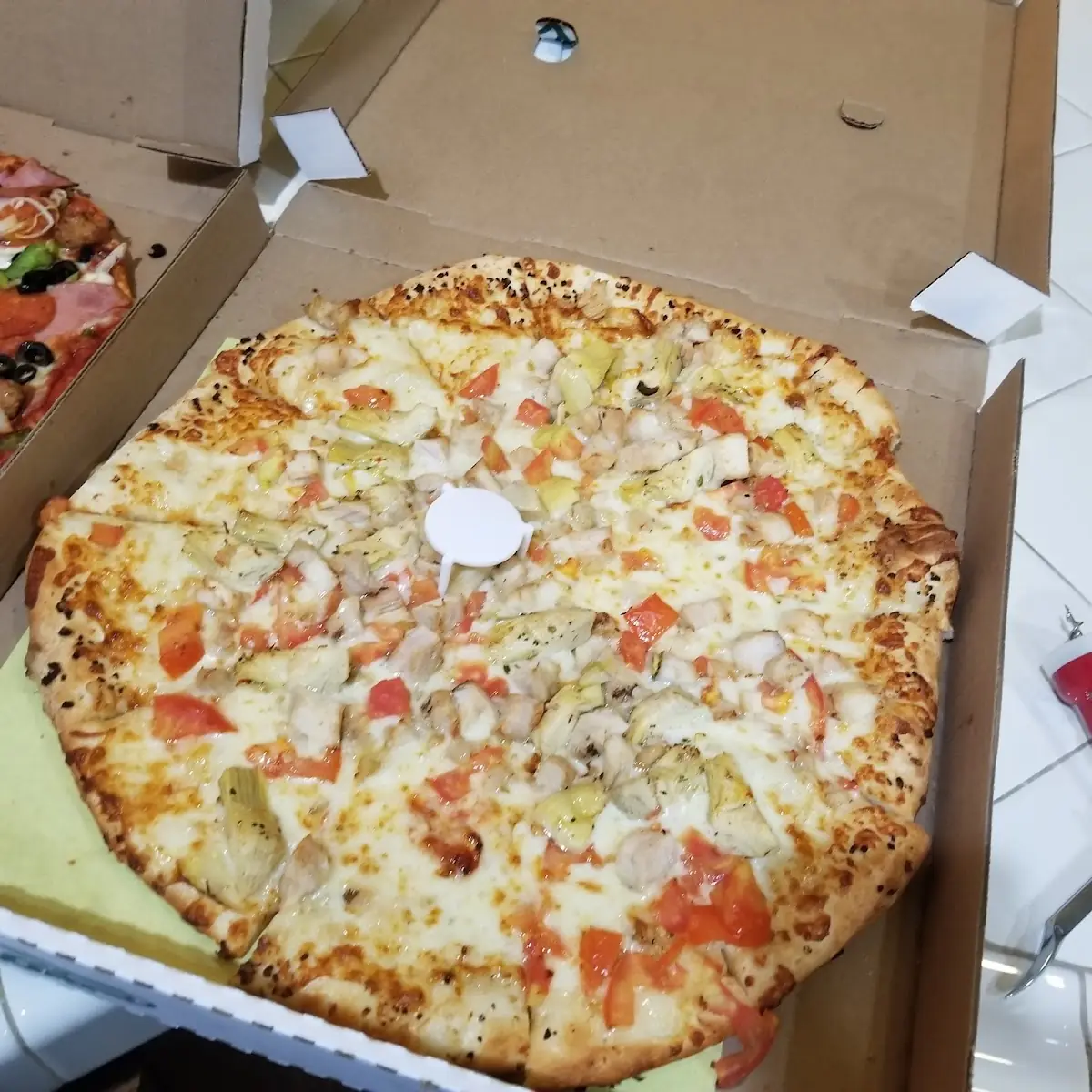 Chicken Alfredo Pizza