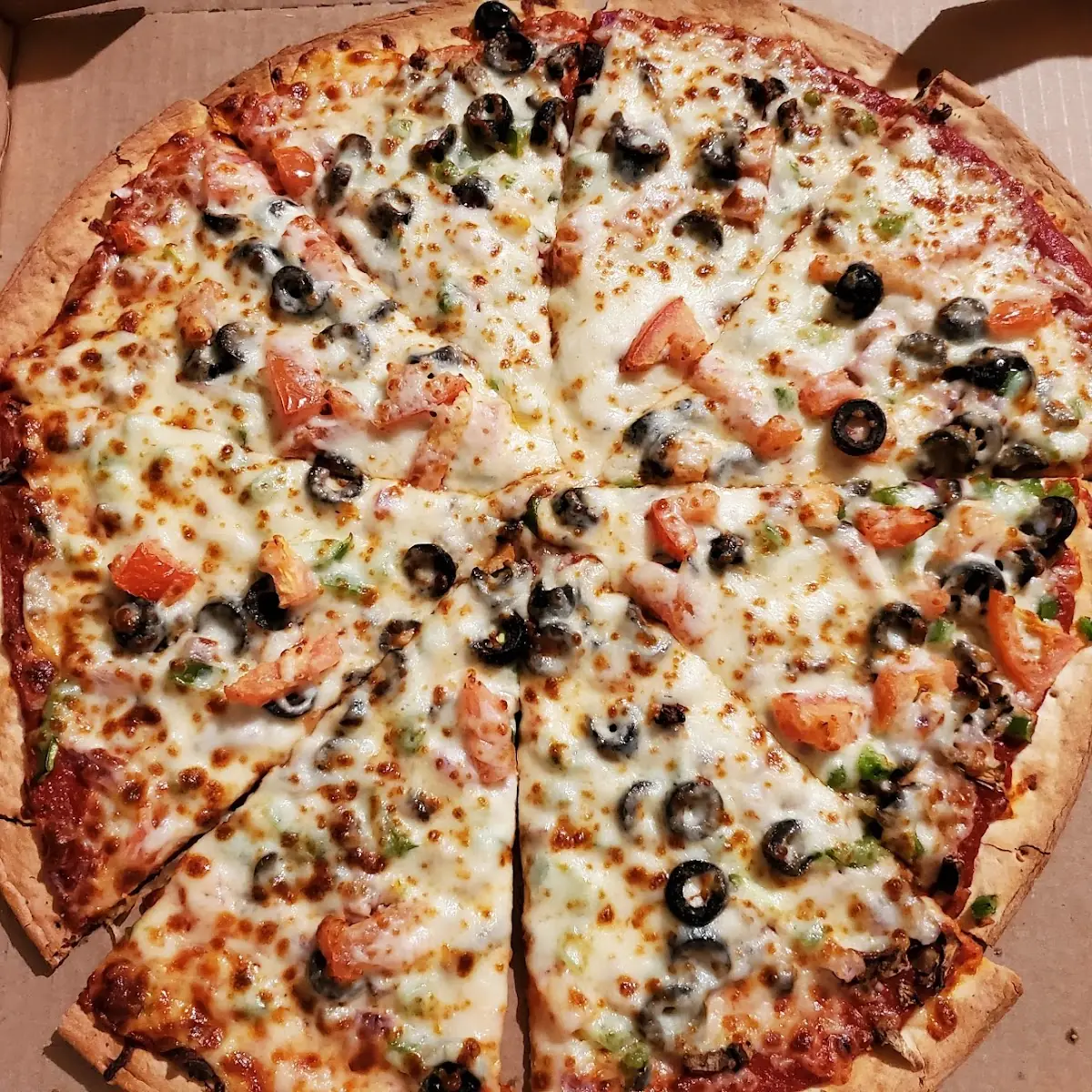 Deluxe Cheese Pizza