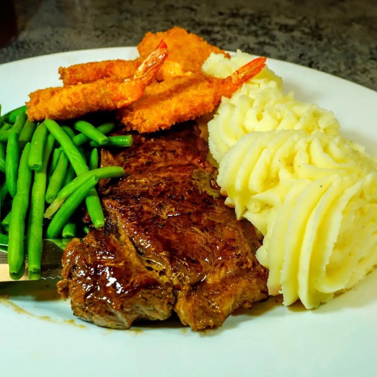 Meatloaf & Mashed Potatoes