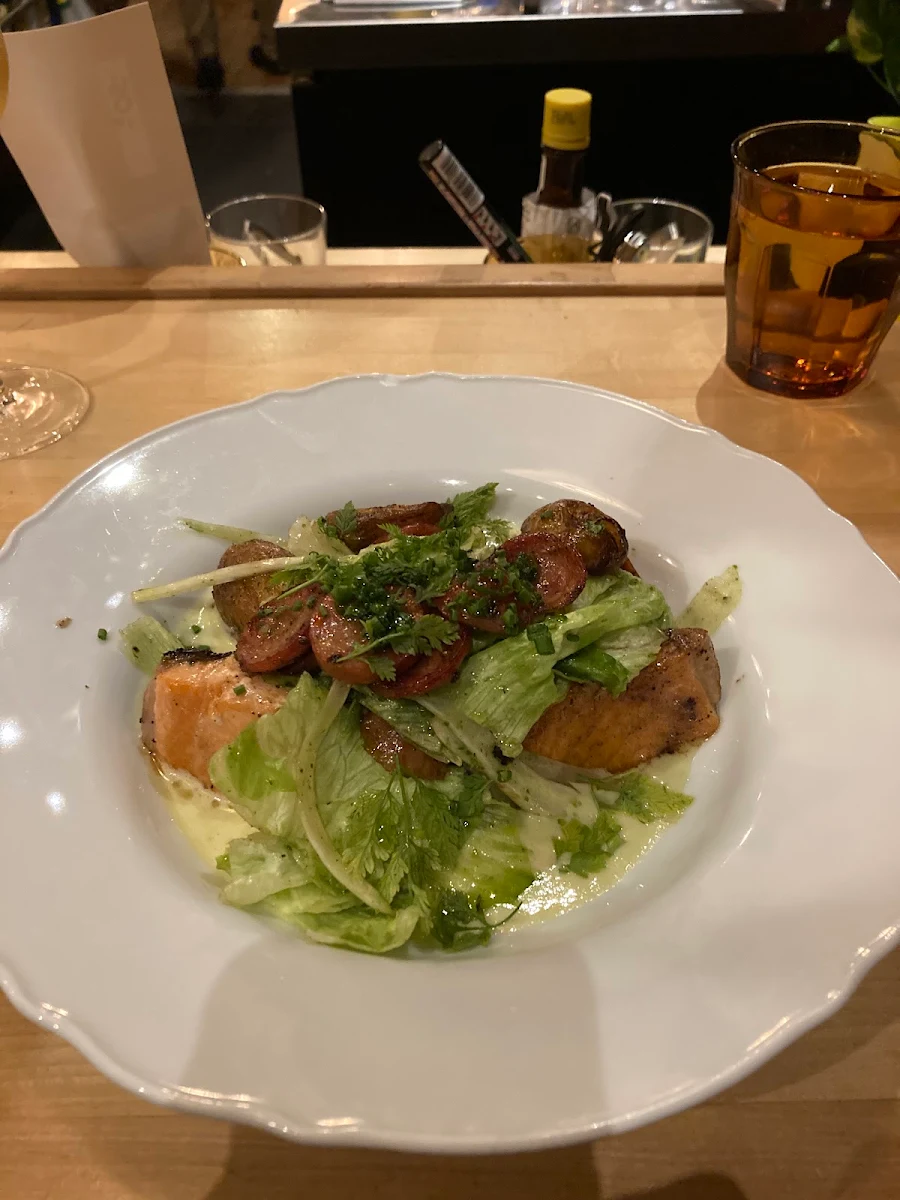 Saumon Chorizo, Le Esmond