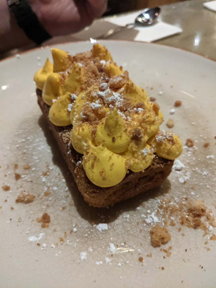 Tiramisu, Le Esmond
