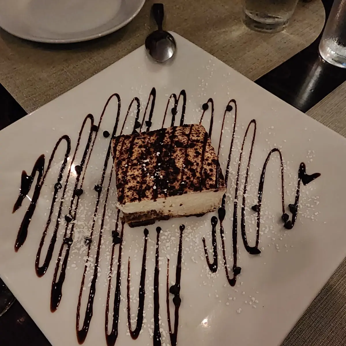 Tiramisu Cake