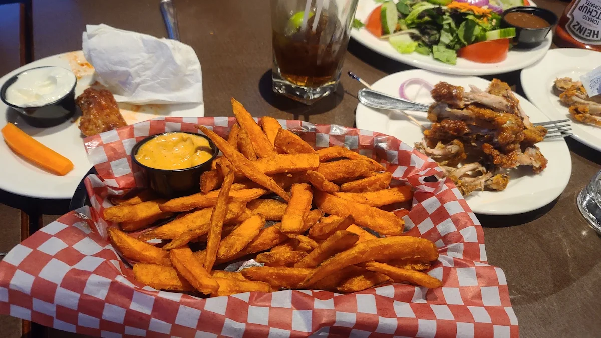 Fries, Jonny Canuck's Bar & Grill