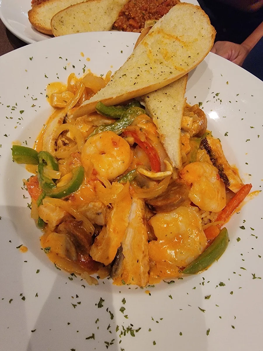 Jambalaya, Jonny Canuck's Bar & Grill
