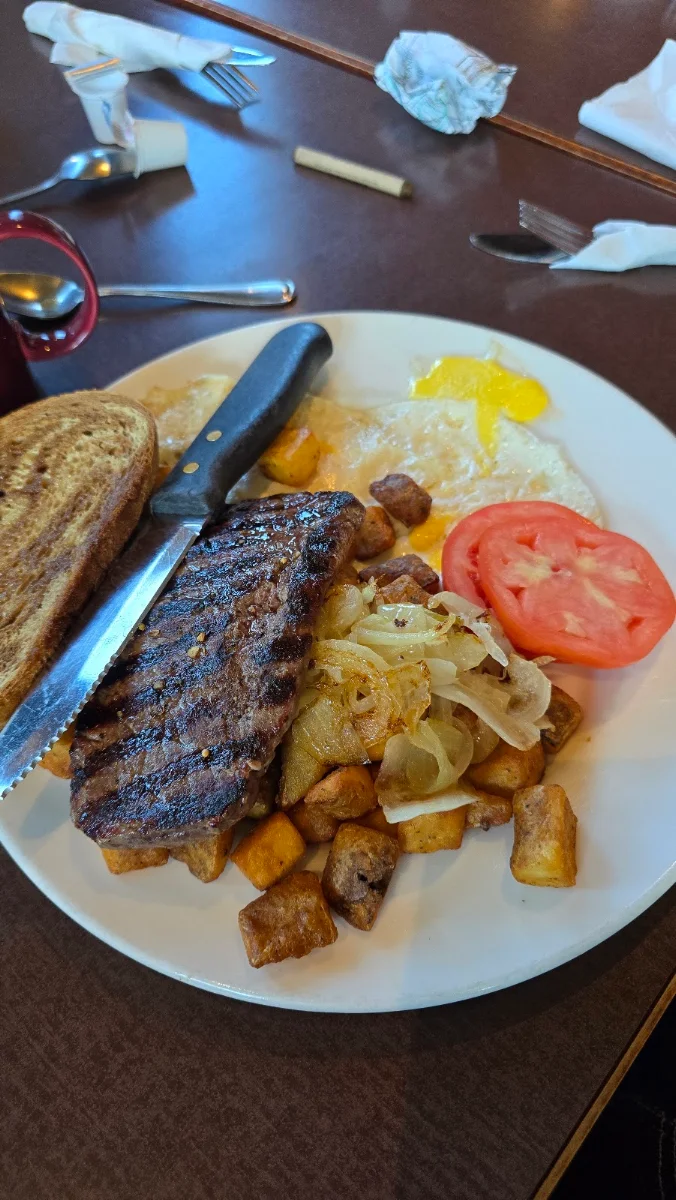 Steak & Eggs, Jonny Canuck's Bar & Grill