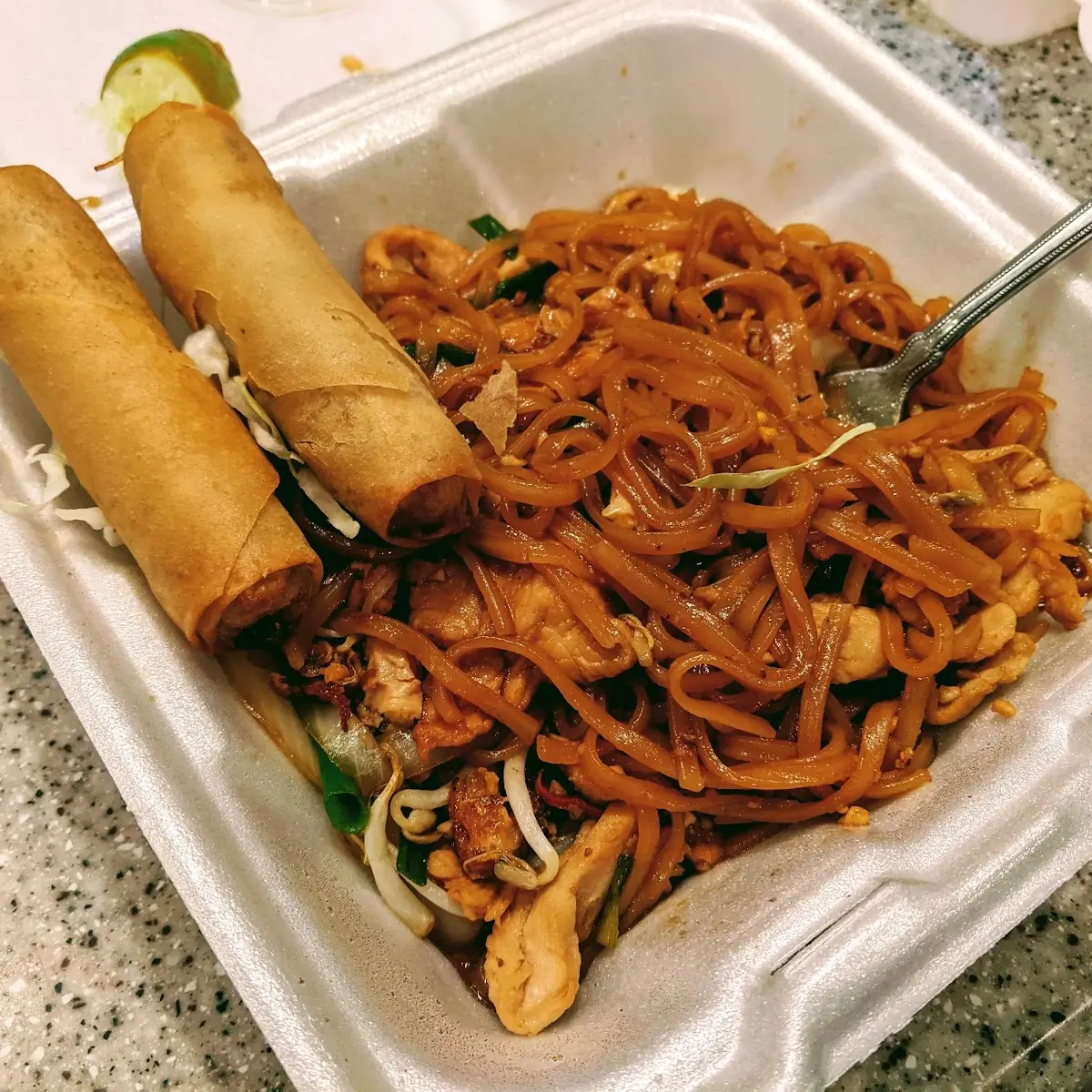 Chicken Pad Thai