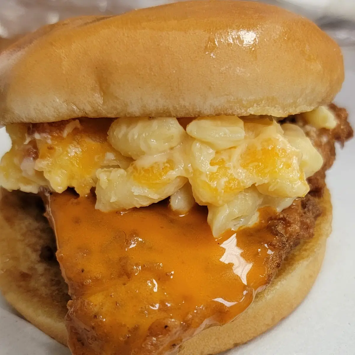 Zesty Buffalo Mac and Cheese Sandwich