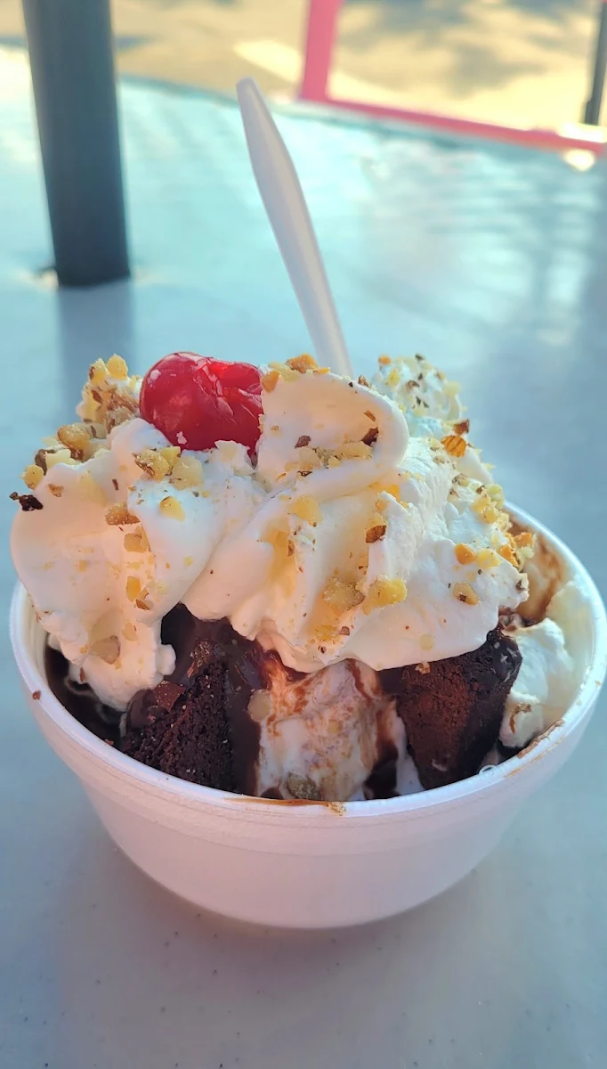 Brownie Sundae