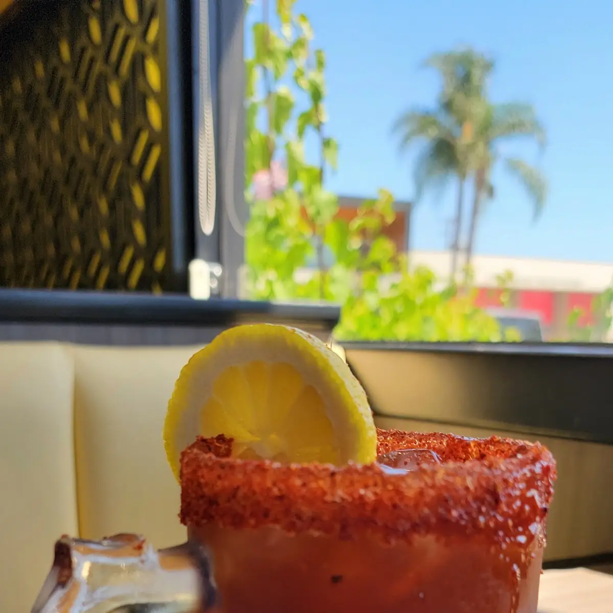 Michelada Modelo Negra