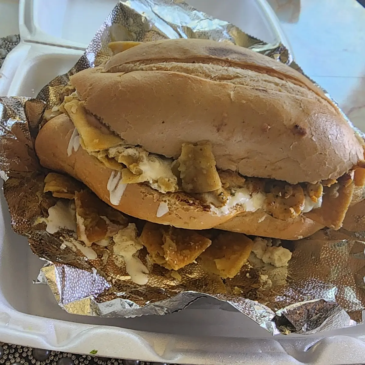 Torta De Chilaquiles Verdes