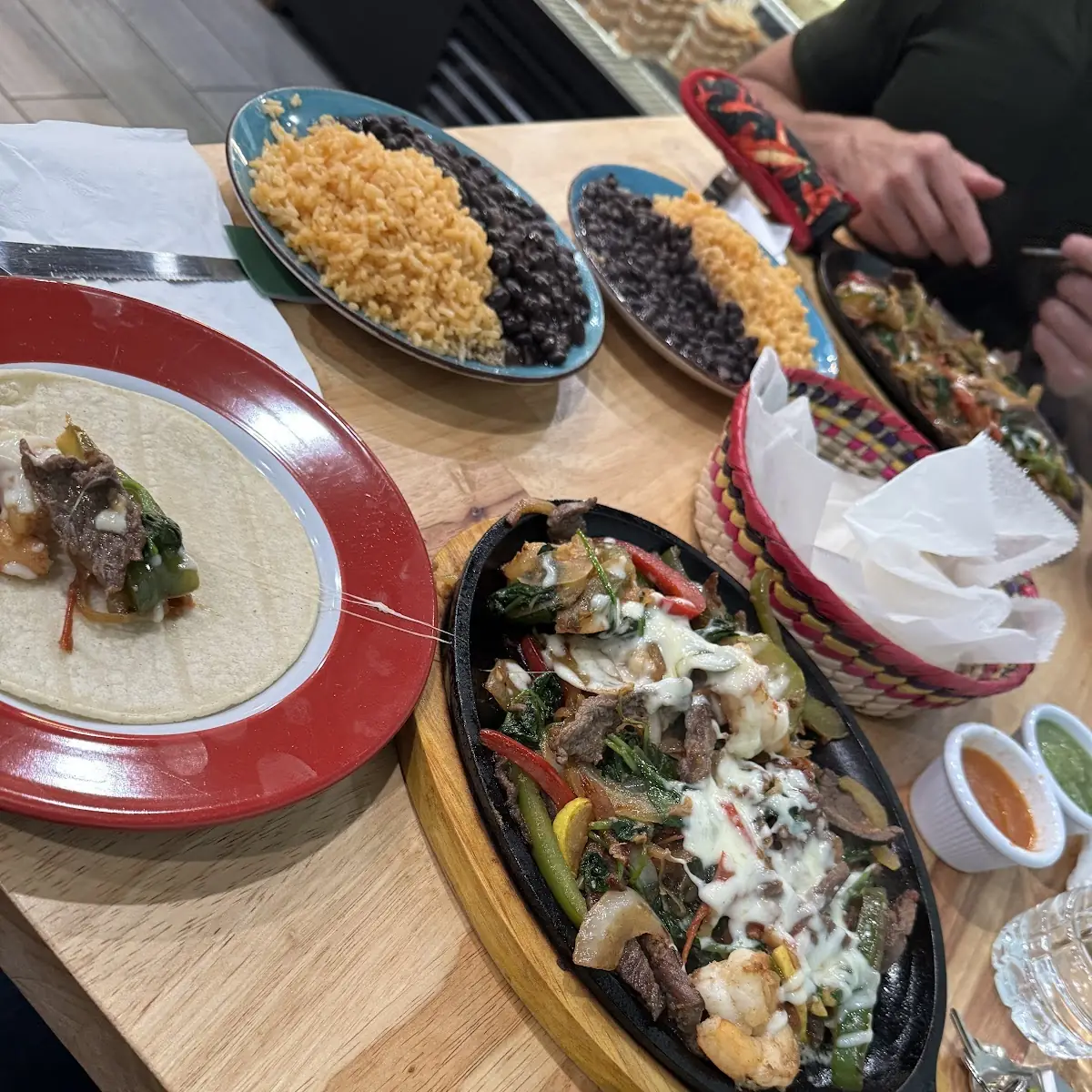Steak & Shrimp Fajitas