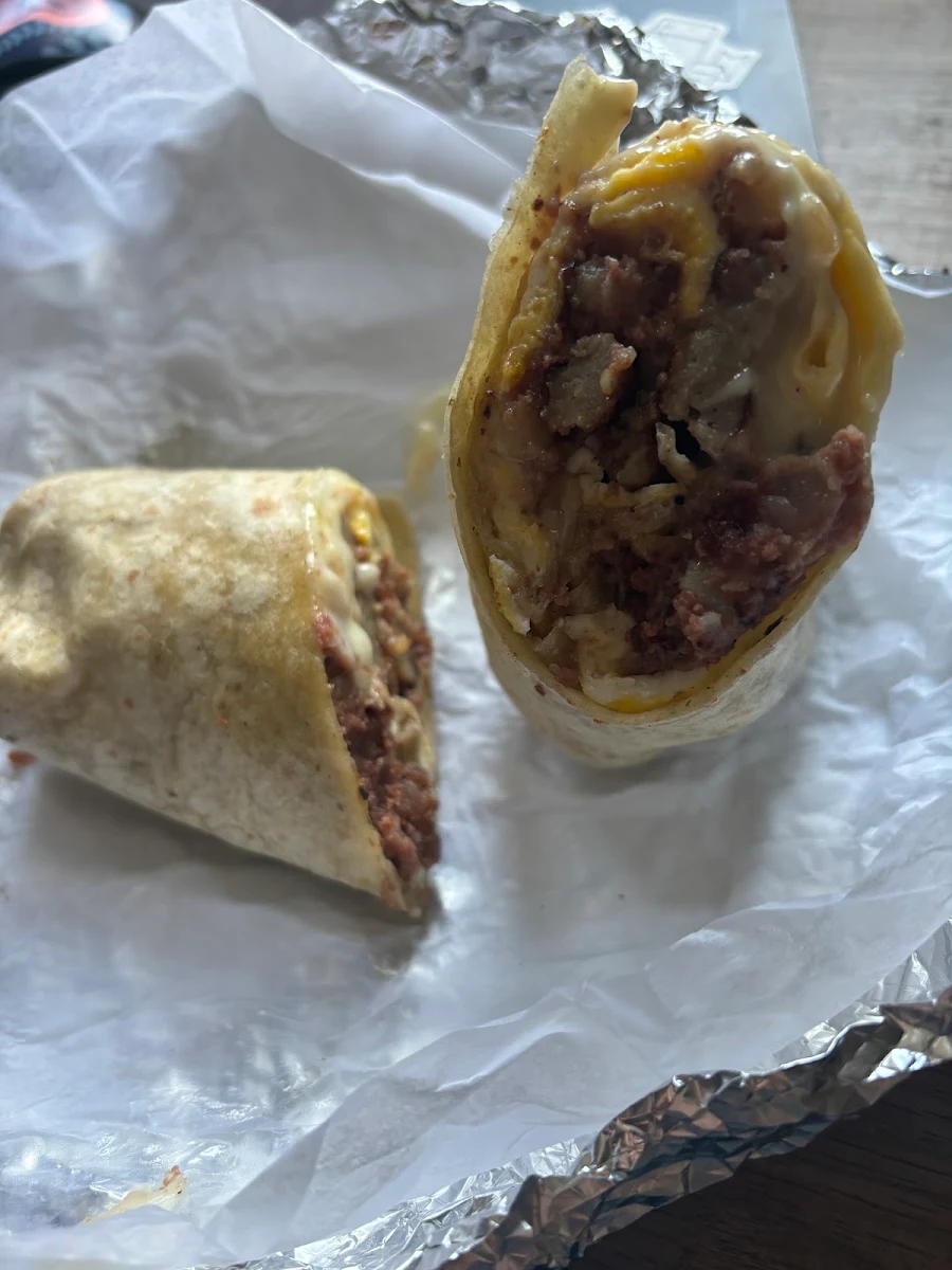 Hot Breakfast Wraps w Steak Eggs & Cheese