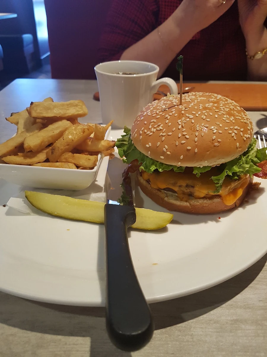 Old Fashioned Bacon&Cheese Burger Combo