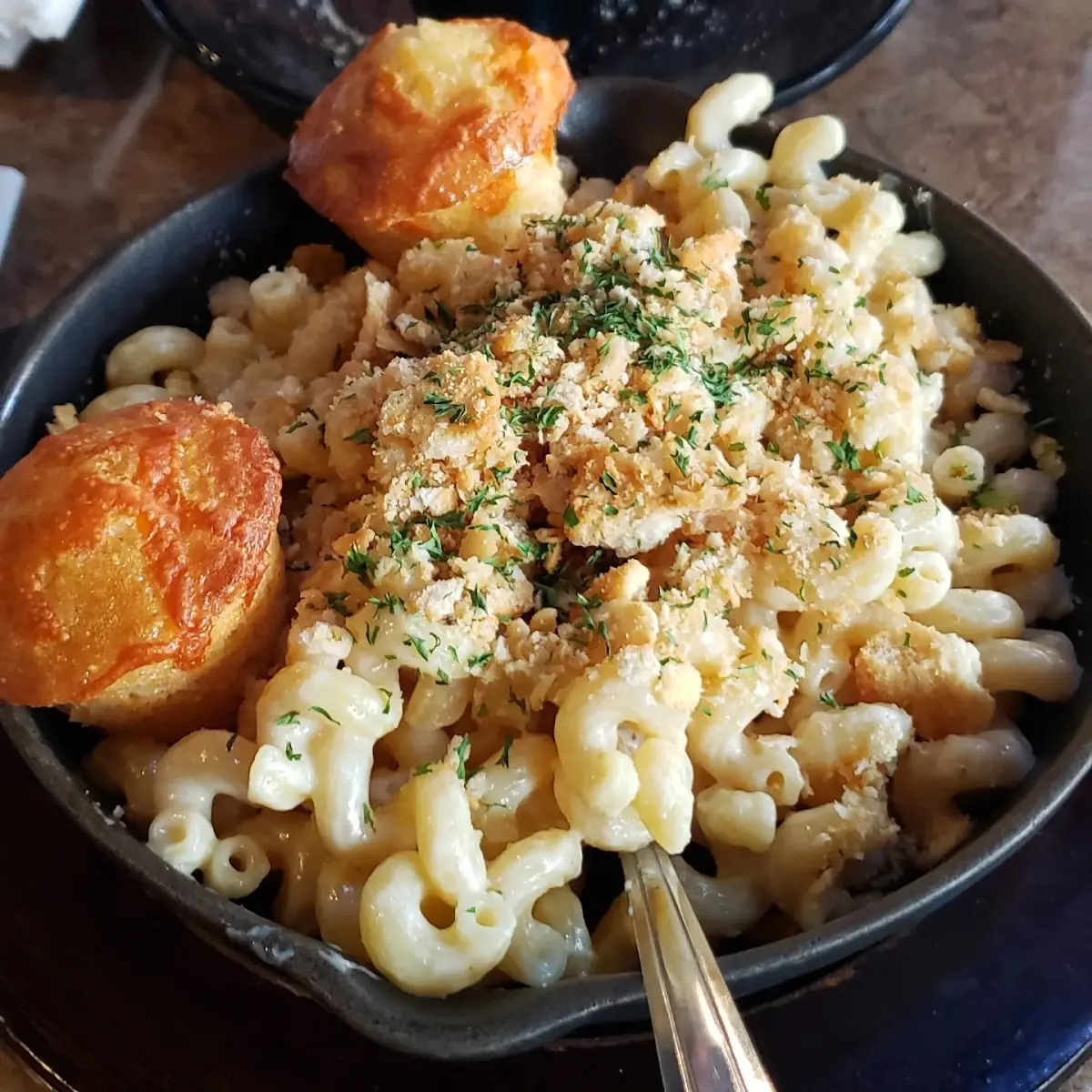 Mac N' Cheese w Side Salad