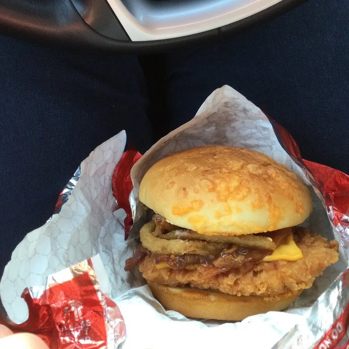 Classic Big Bacon Cheddar Chicken Sandwich