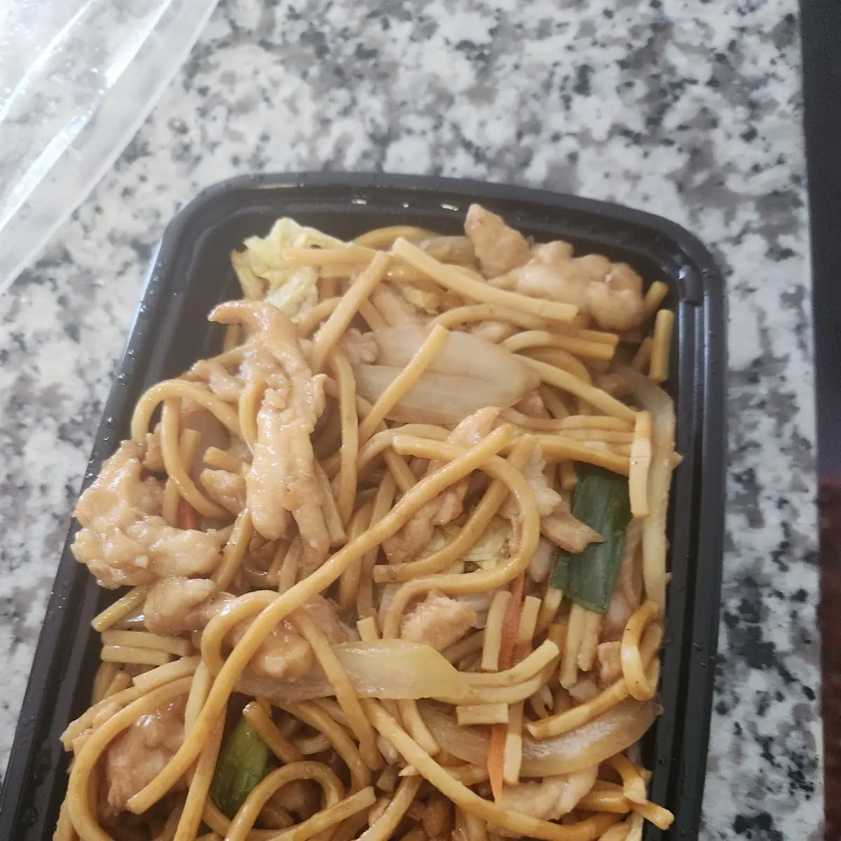Chicken Lo Mein