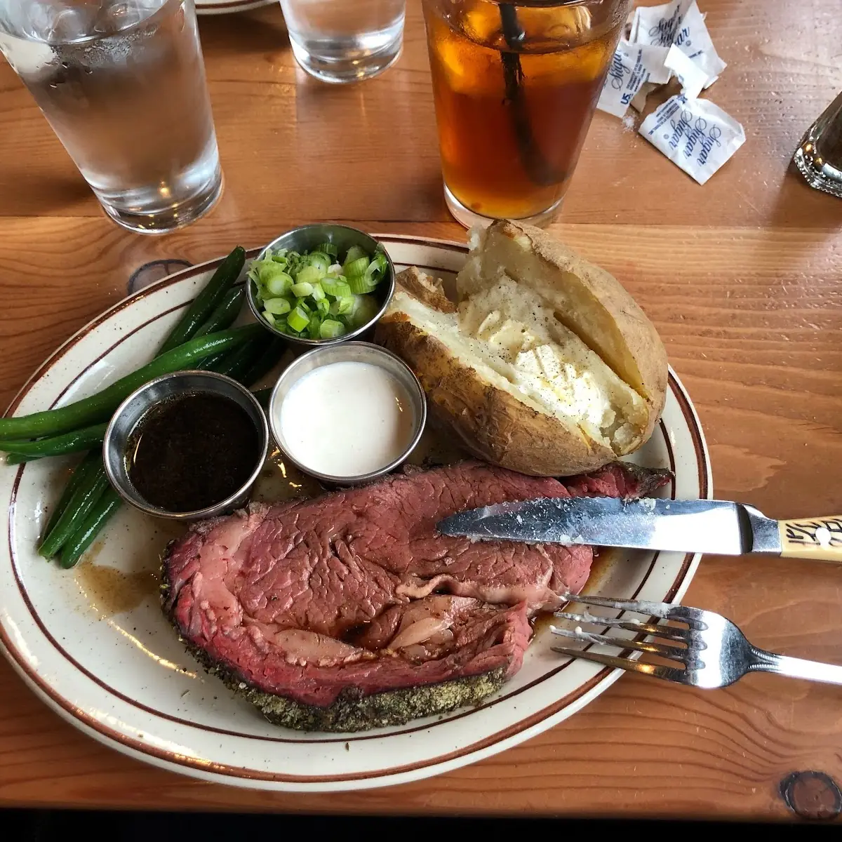 Prime Rib with Asparagus
