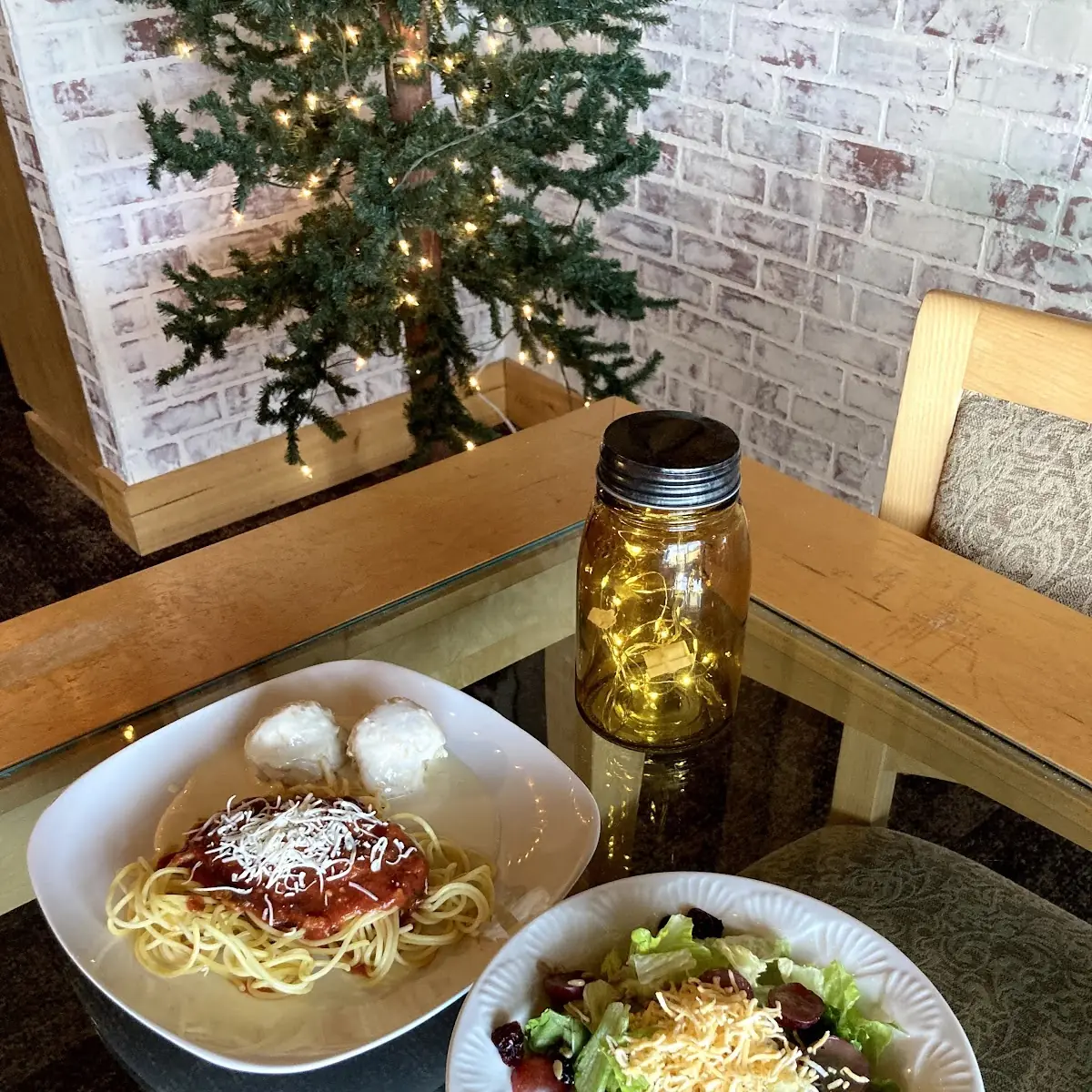 Spaghetti & Salad
