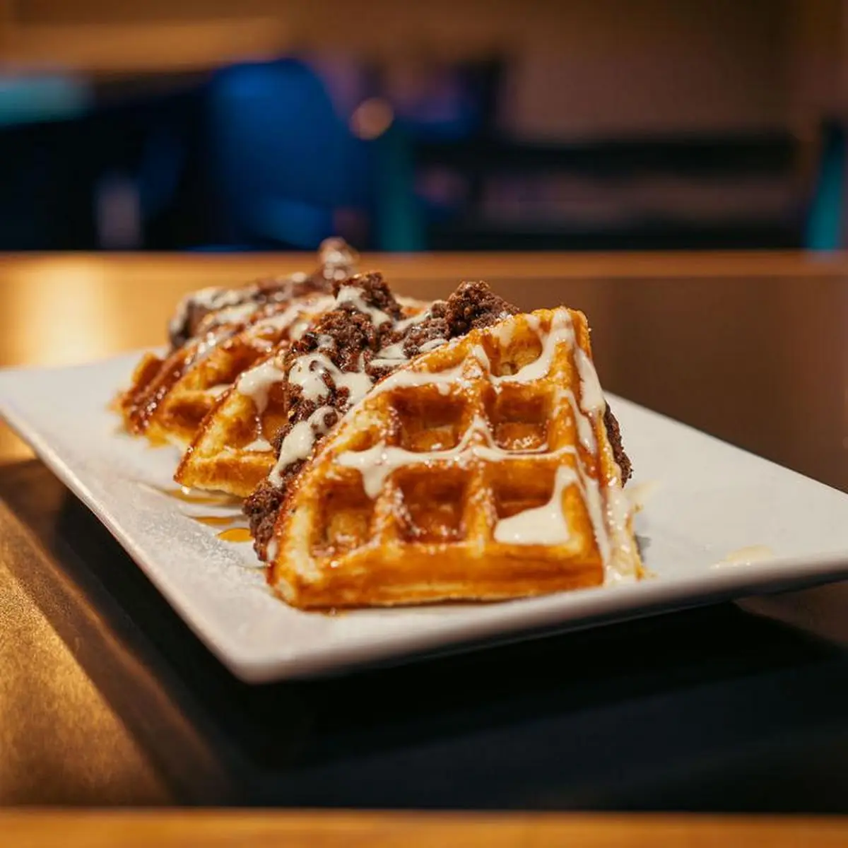 Boneless Crispy Chicken & Waffle