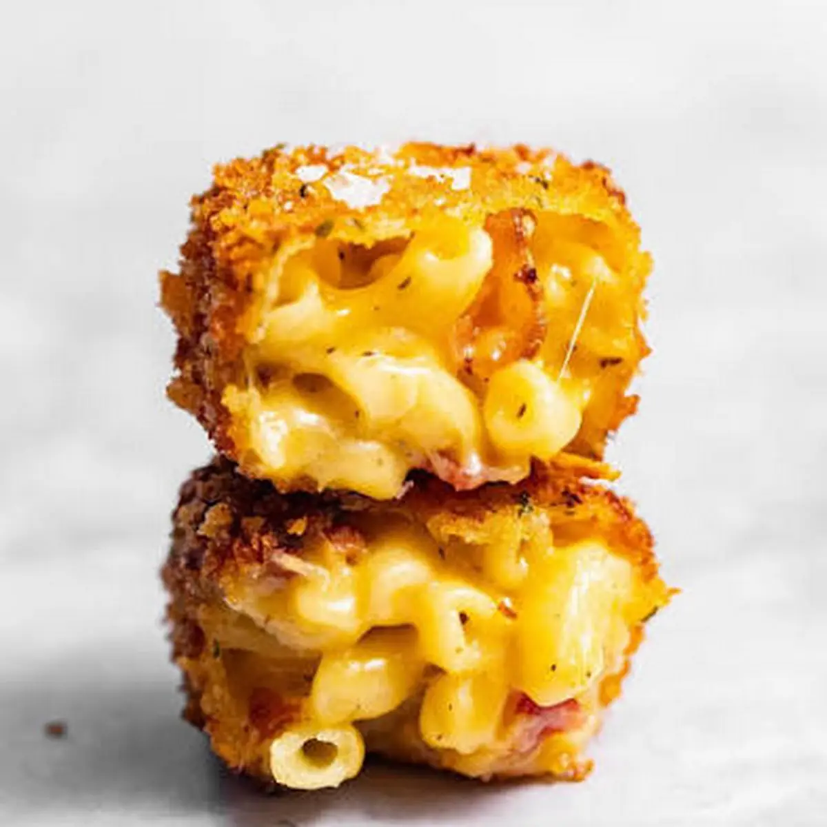 Mac& Cheese Bites 9 pcs