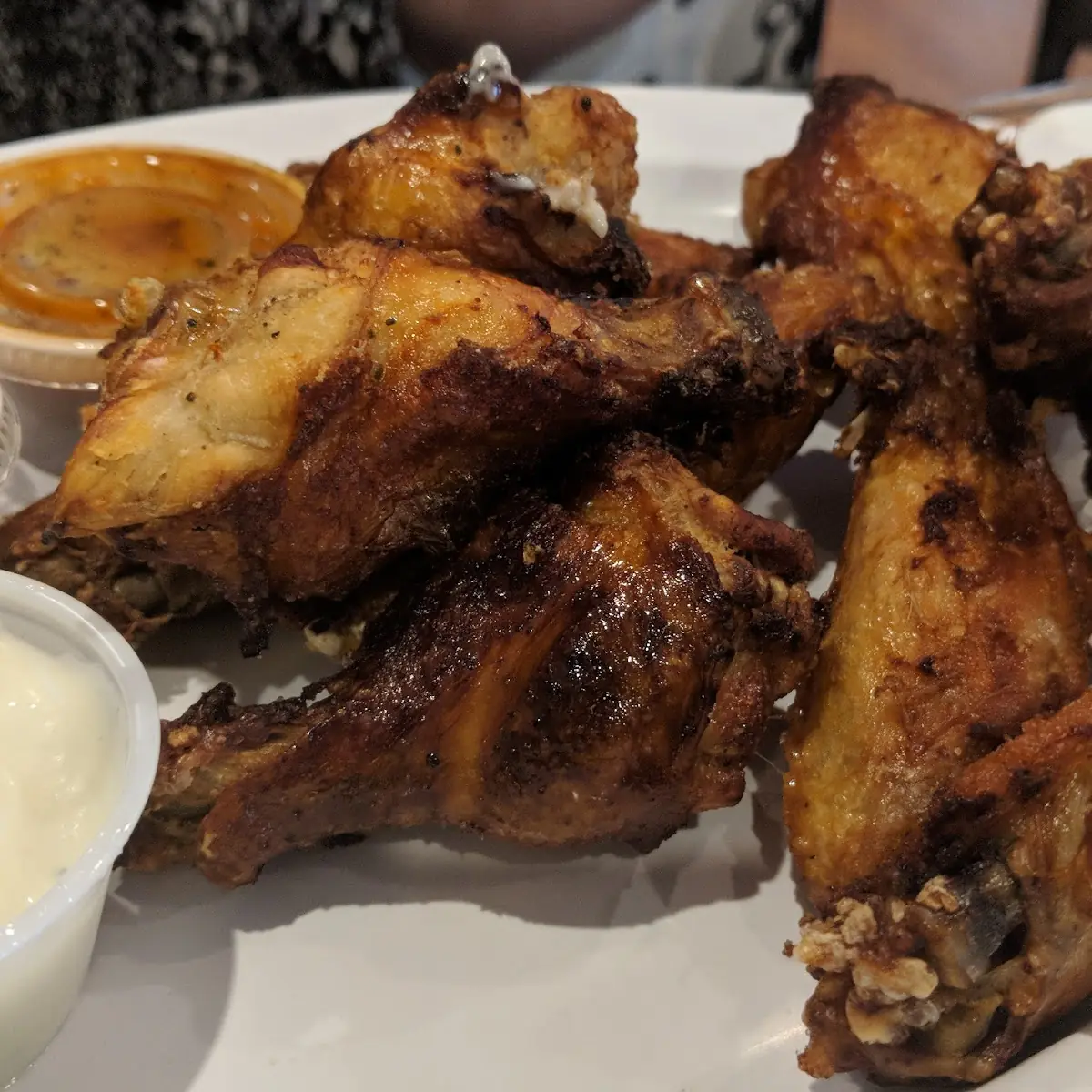 Plain Wings with Corner Sauce on the Side