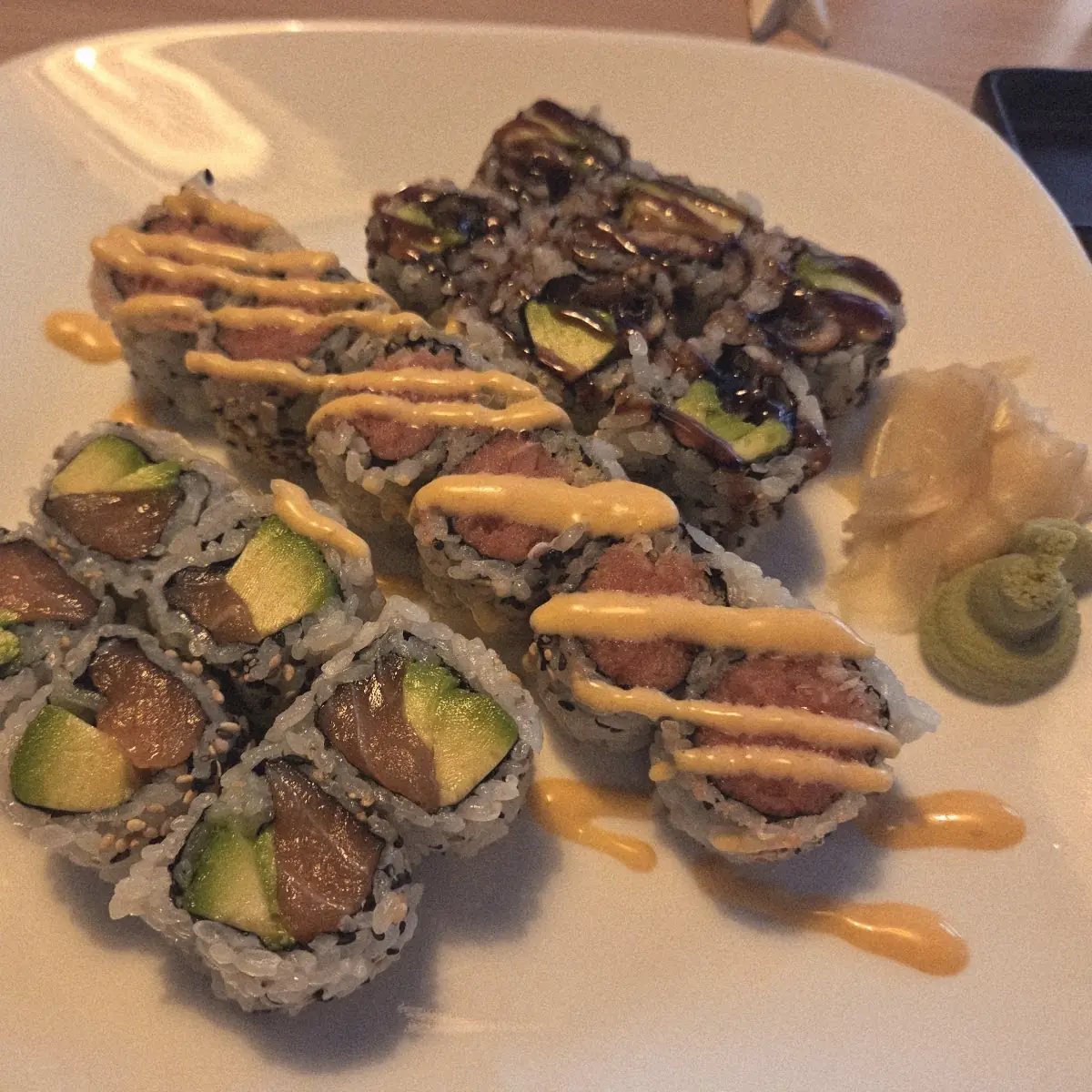Sushi Rolls with Spicy Sauce