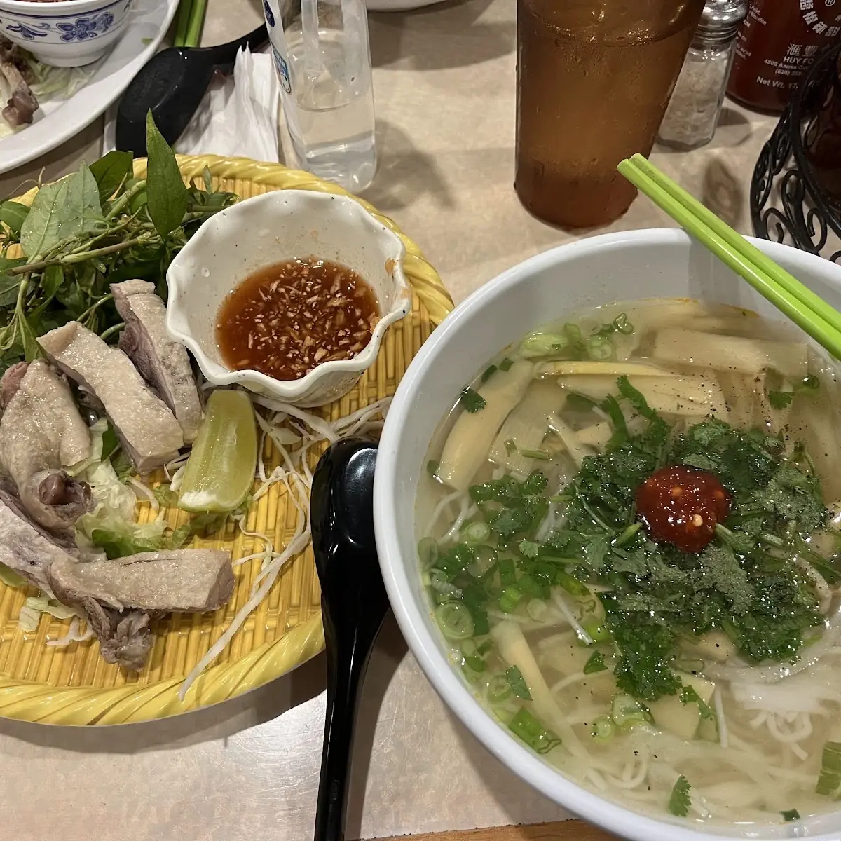 Pho Bo Vien. Gan