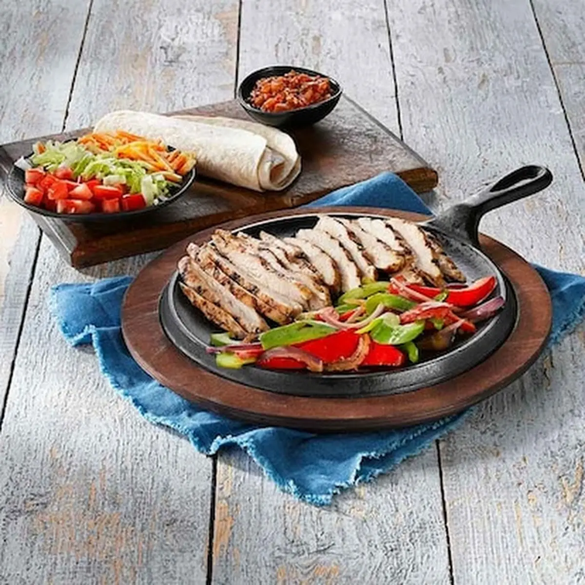 BBQ Chicken Fajitas, Montana’s BBQ & Bar
