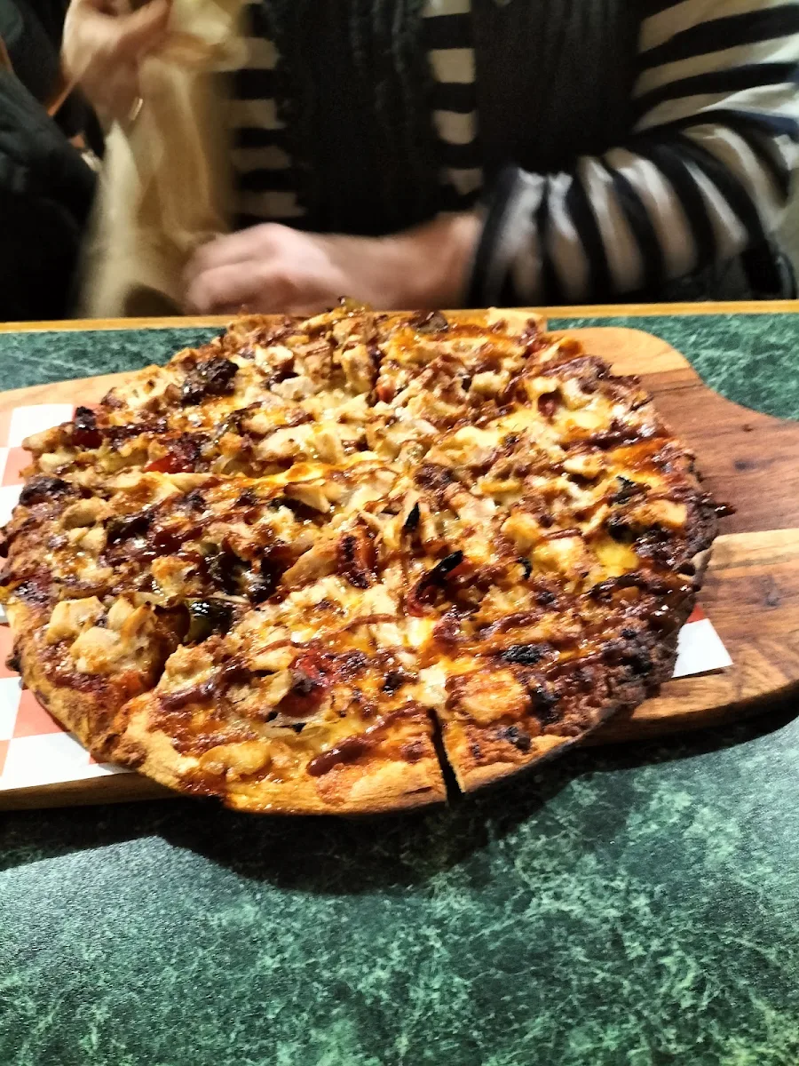 Pizza Fazool, Ronni's Restaurant