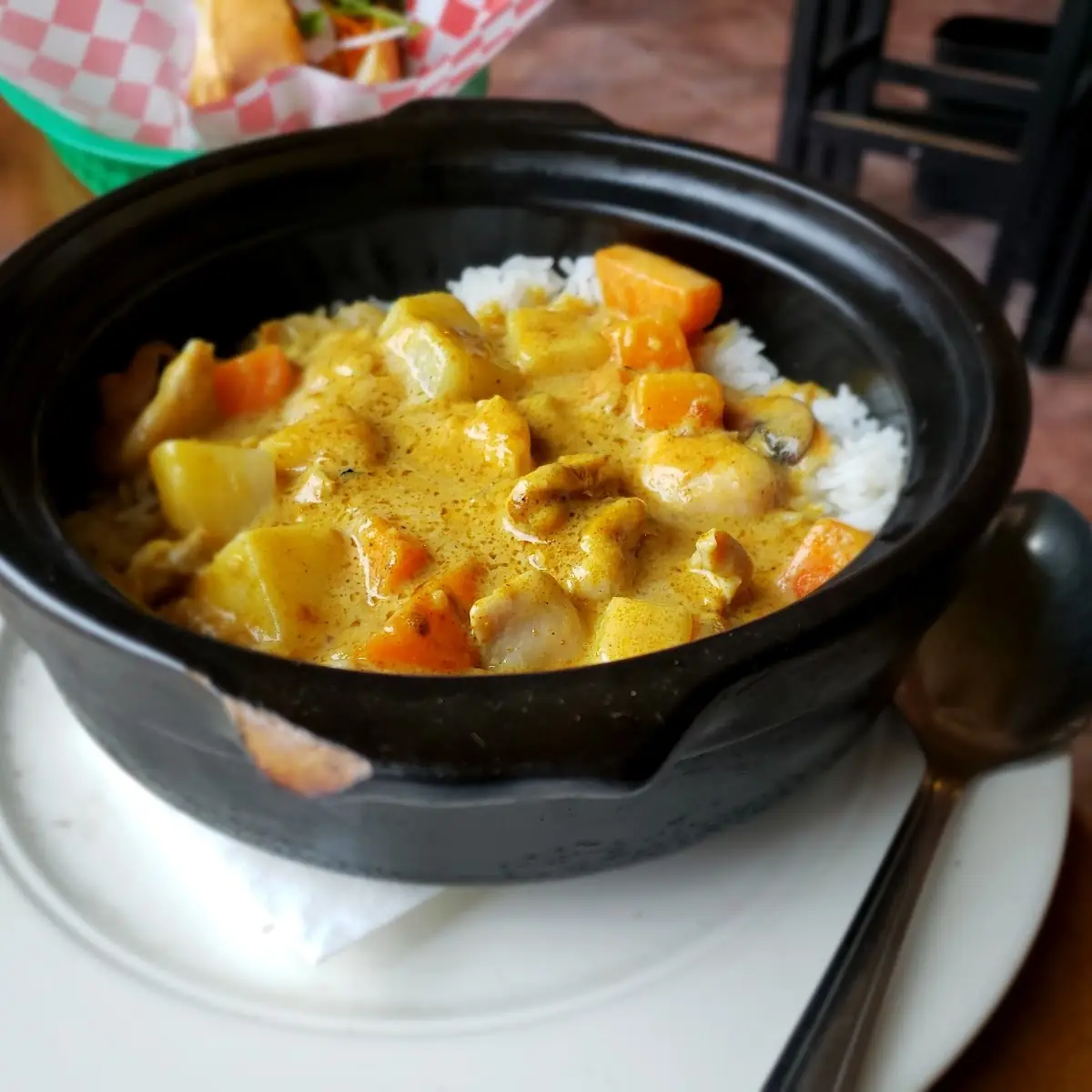 Curry Chicken Clay Pot Rice