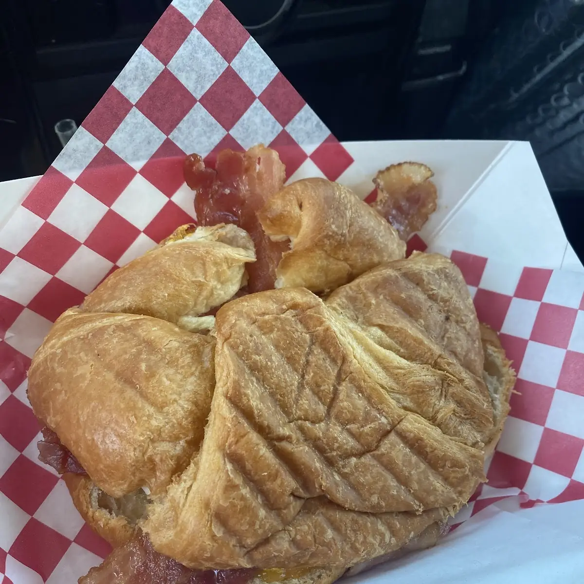 Breakfast Croissant&Sausage&Egg&Cheese