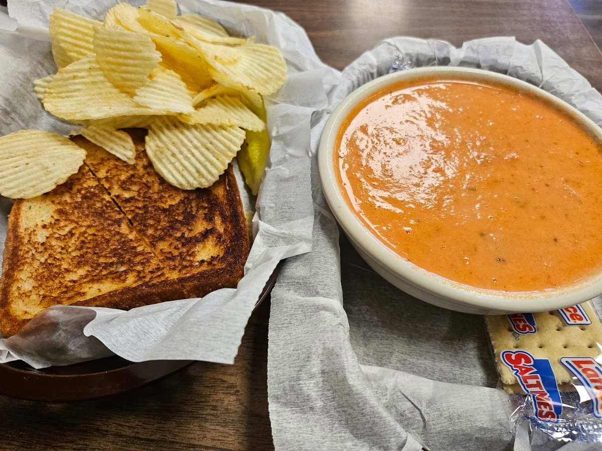 Grilled Cheese and Tomato Bisque