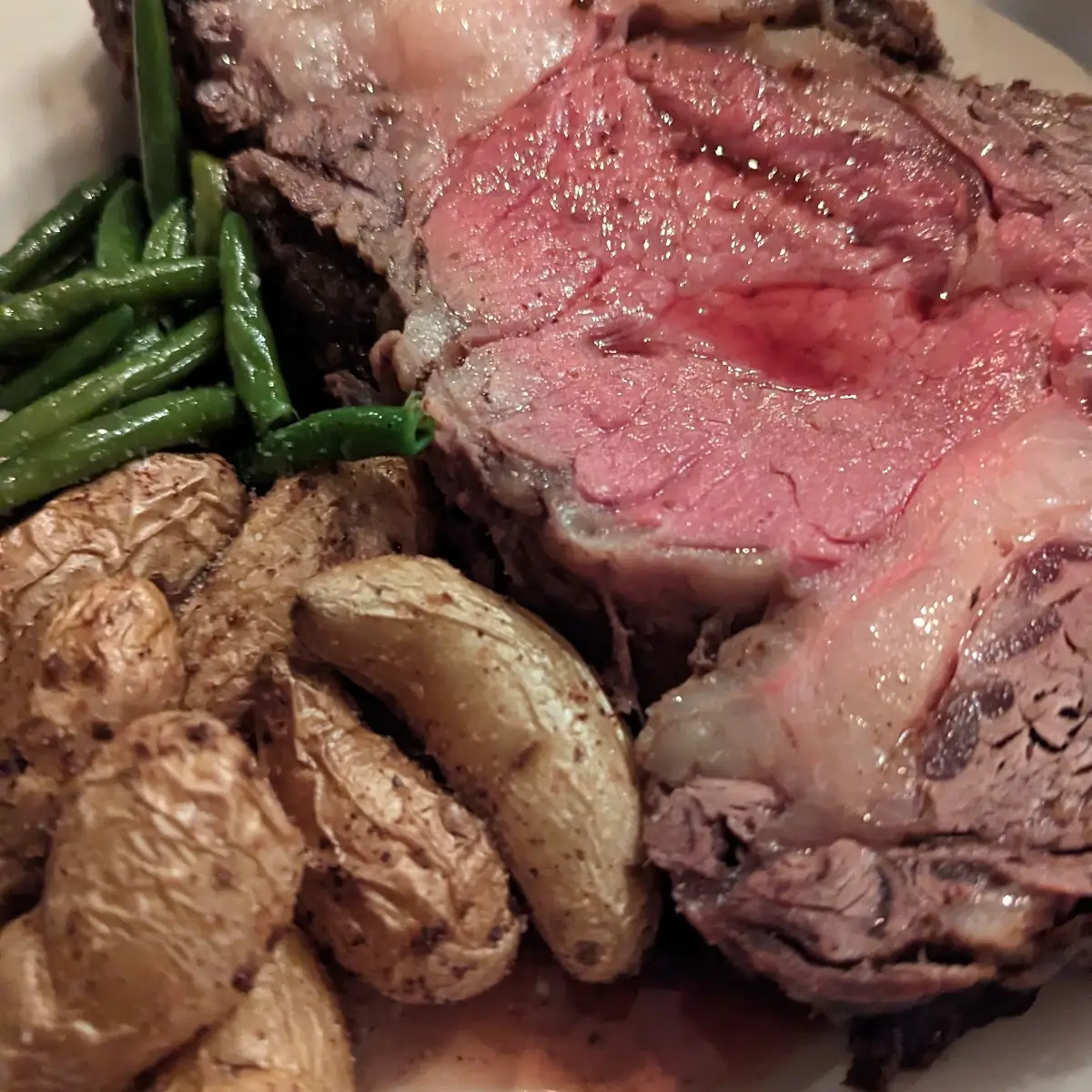 Prime Rib with Fingerling Potatoes and Asparagus