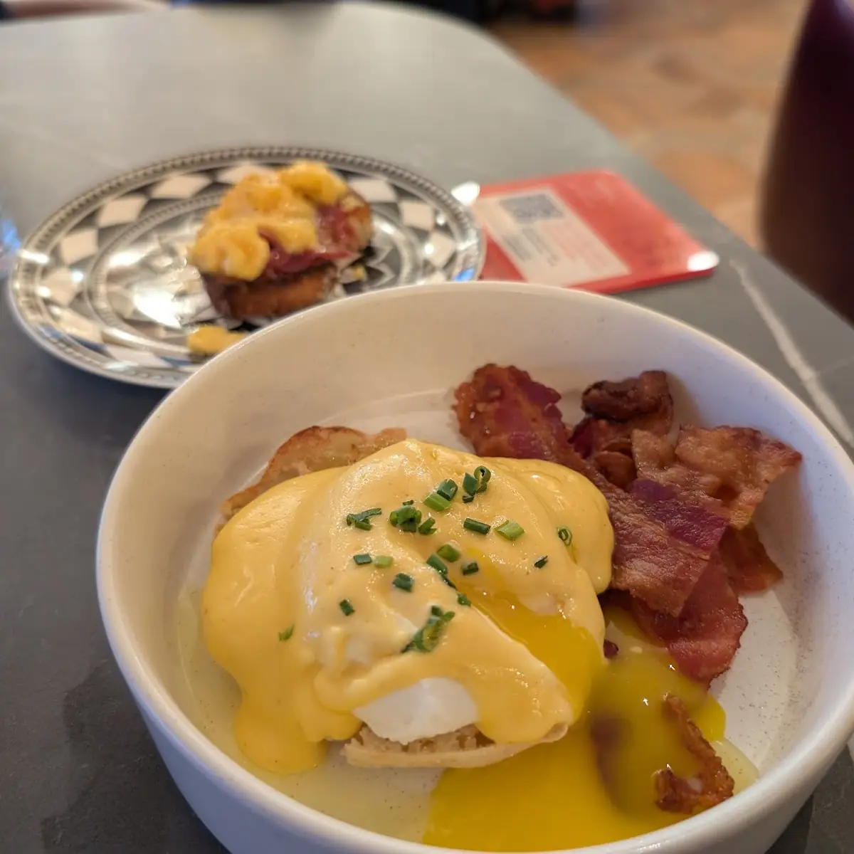 Eggs Benedict with Crispy Bacon