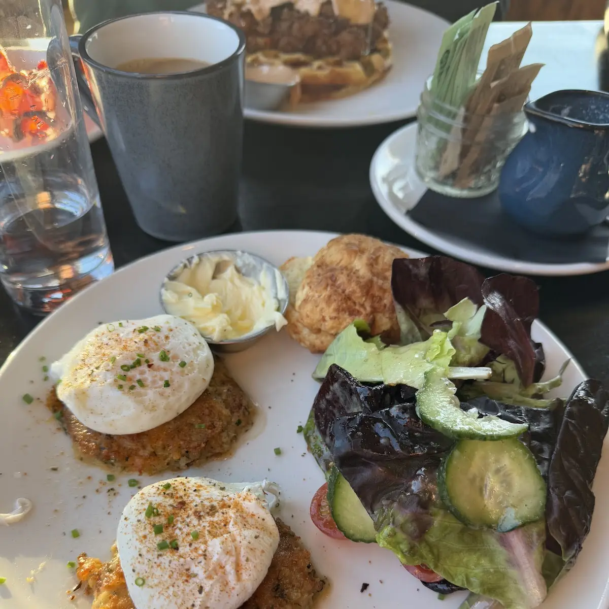 Crab & Shrimp Cake Benedict