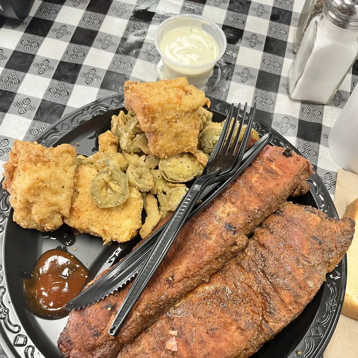 Rib Tips Fried Jalapeños Fried Mac N Cheese Bites