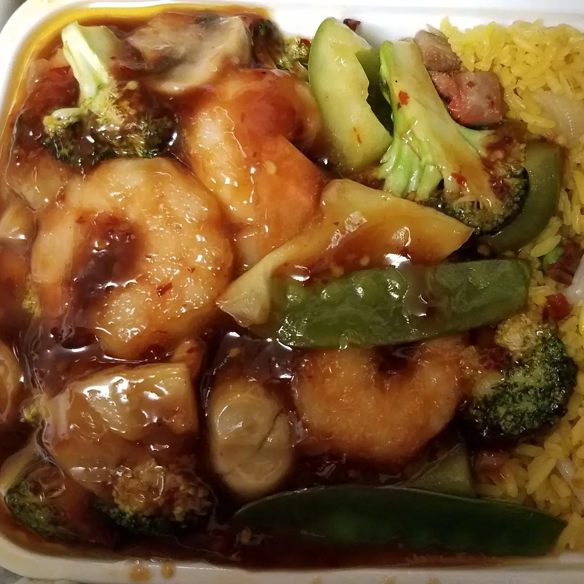 Chicken Chow Mein Dinner Combo