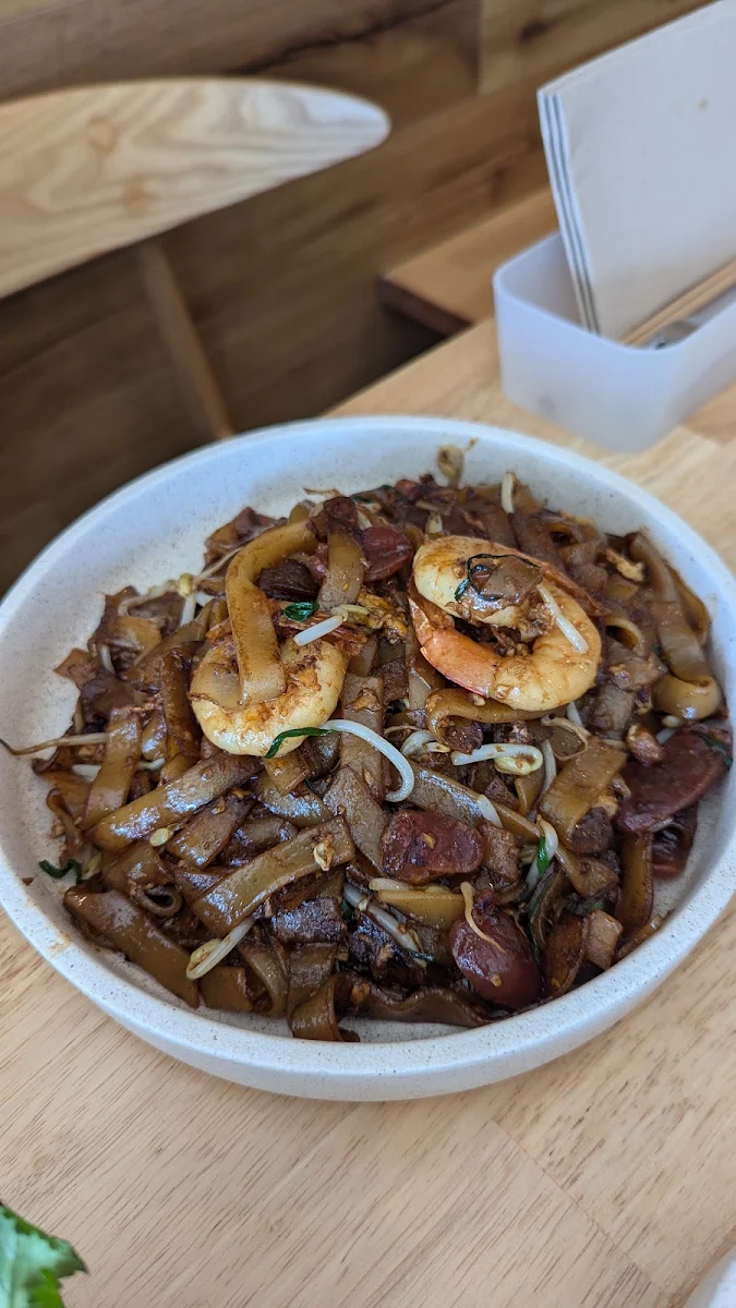 Char Kway Teow, TWO CIRCLES CAFE