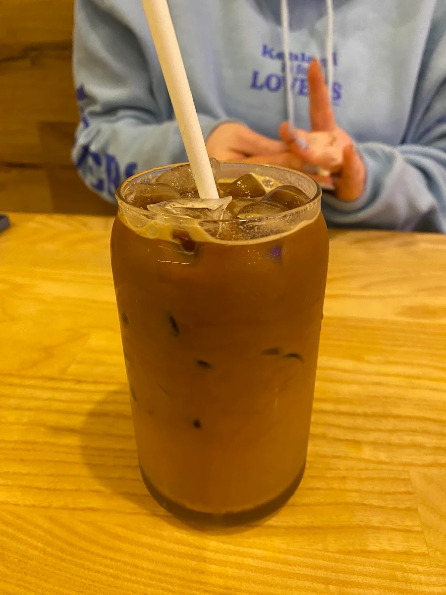Three Layer Tea and Tea Tarik, TWO CIRCLES CAFE