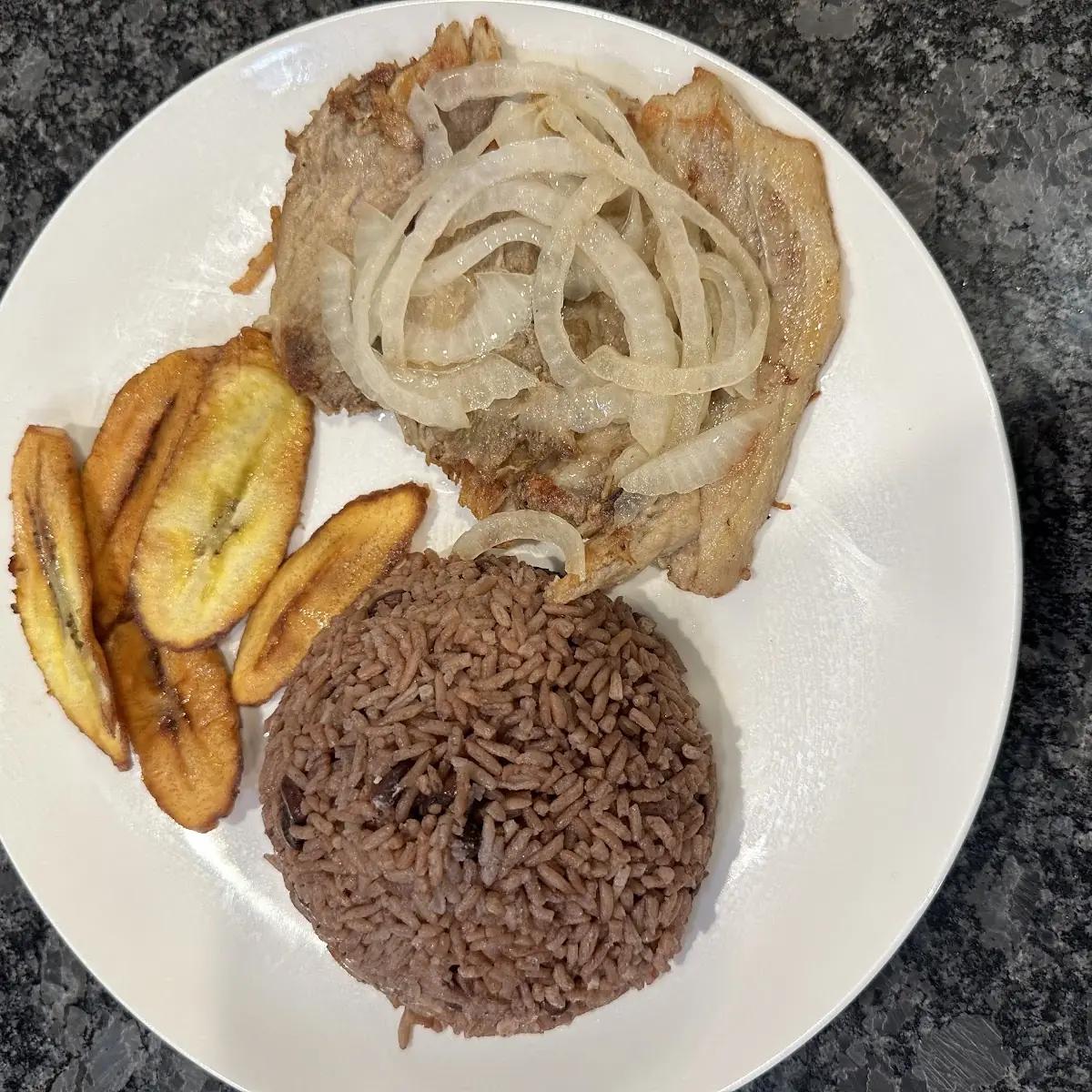 Bistec Encebollado