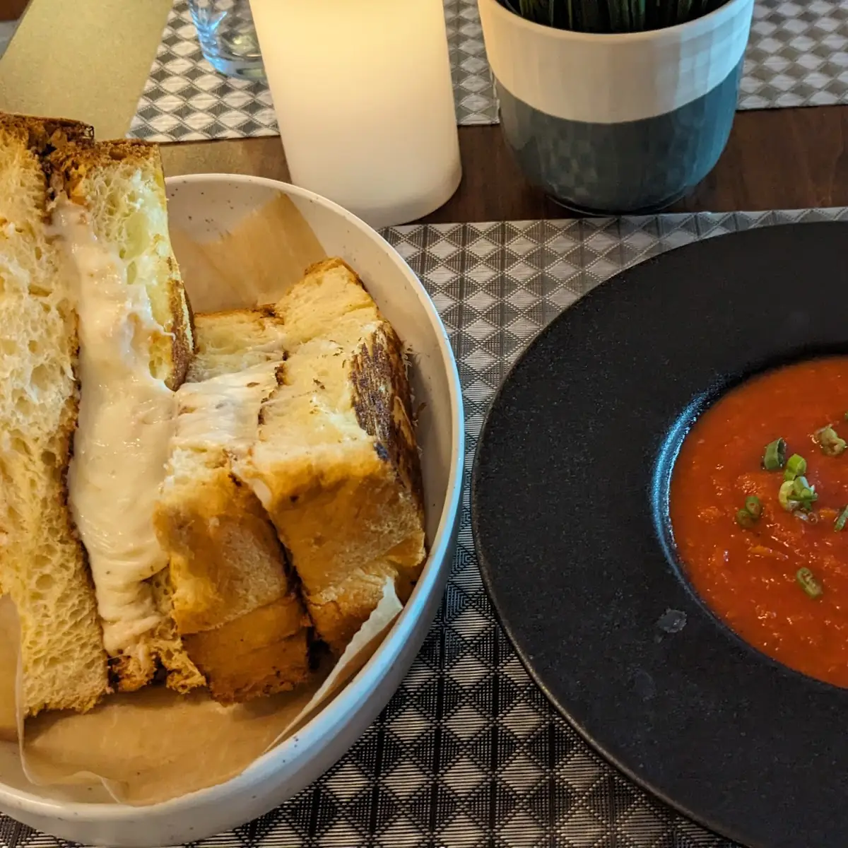 Grilled Cheese and Tomato Sauce