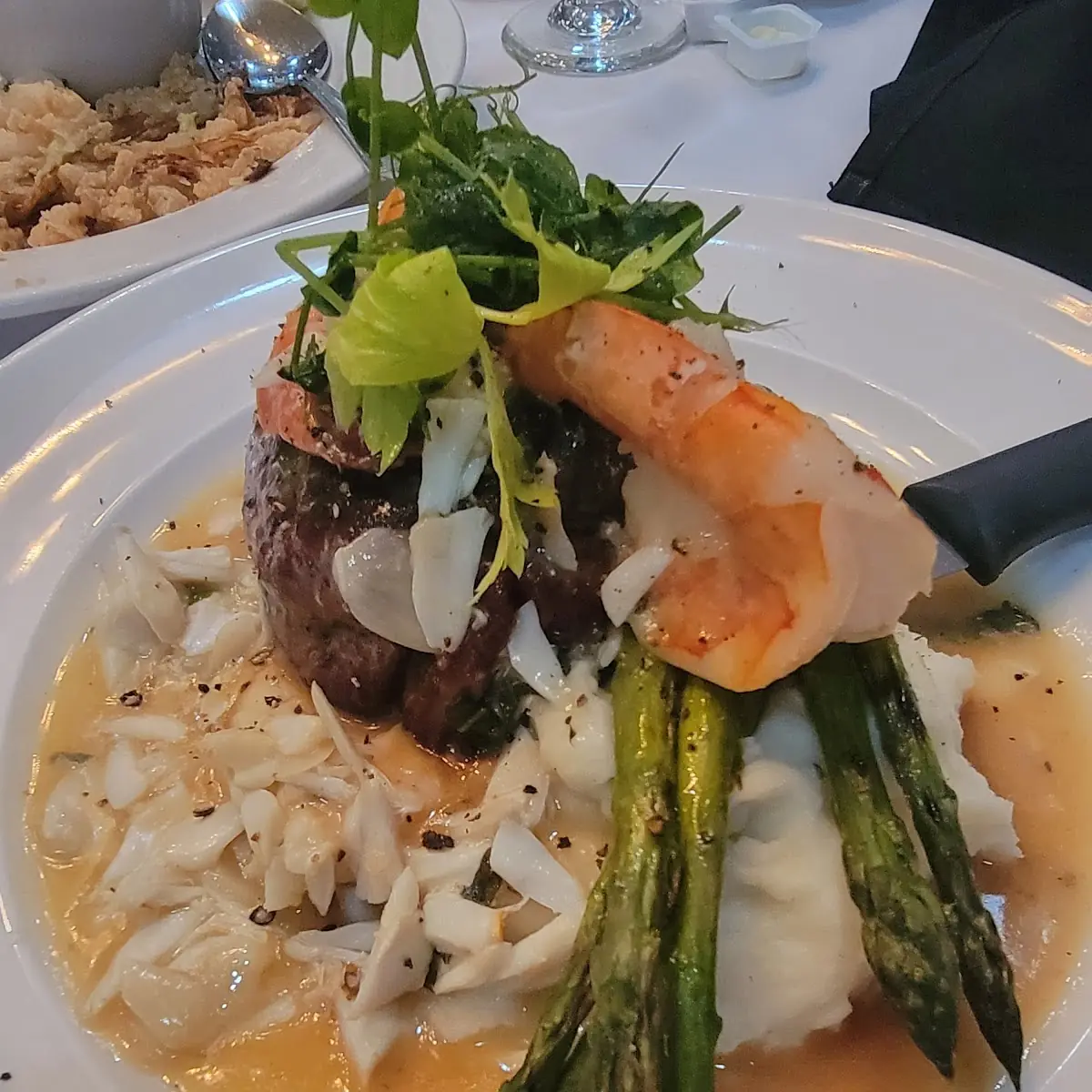 Filet Mignon Scampi