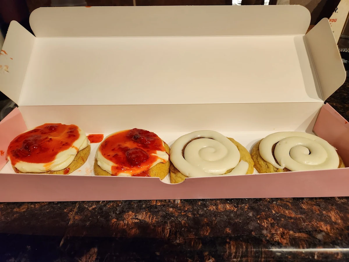 Strawberry Cheesecake and Cinnamon Roll Cookie